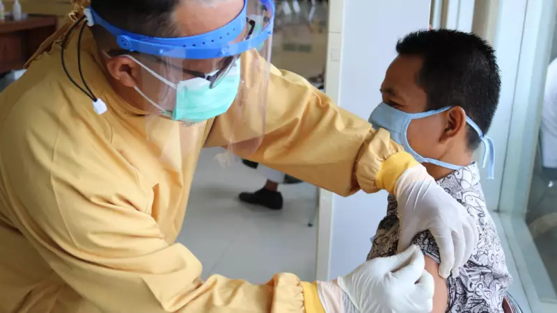 Mufid majnun alaska vaccine