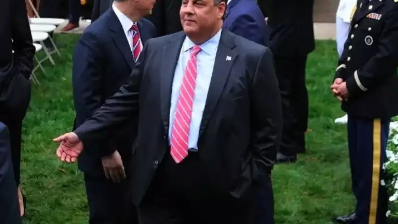 Christie urges masks covid collaborative