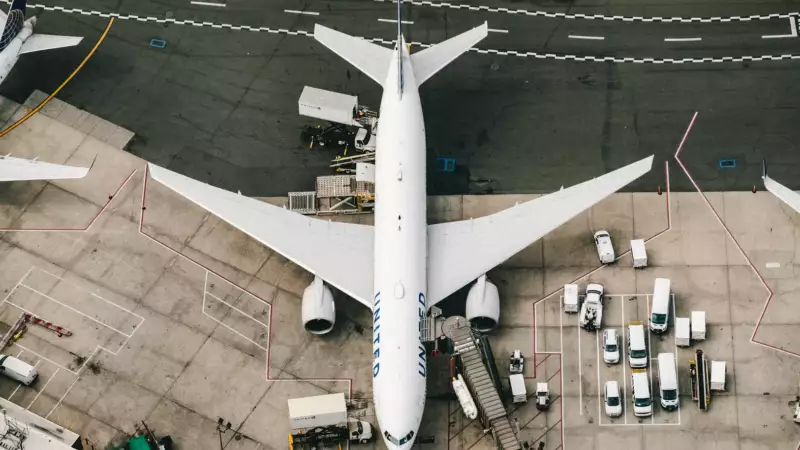 Photo 1628354215124 dd0ab72828ac